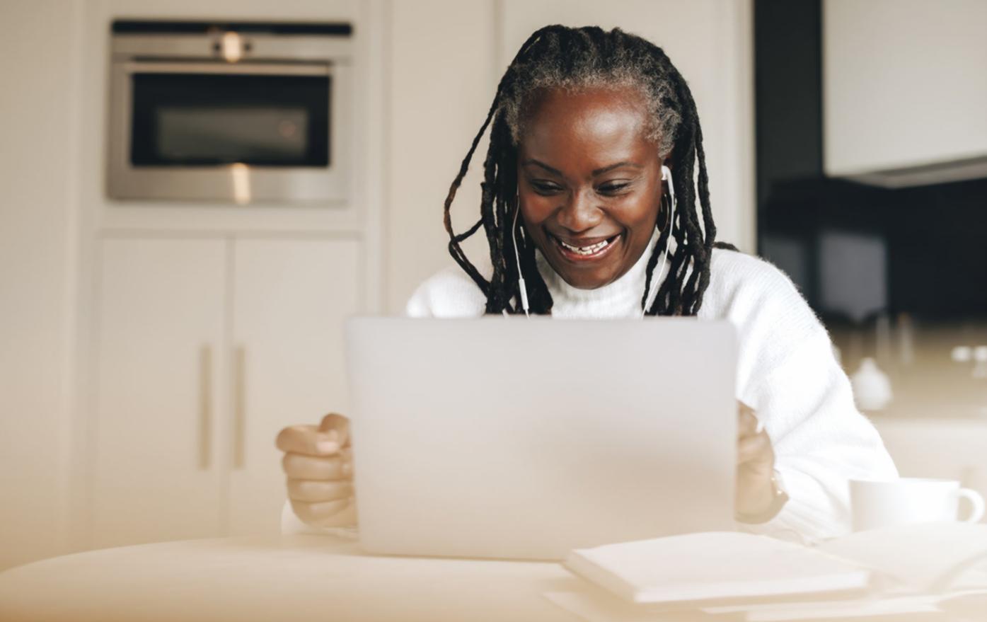 Interface d'analyse SEO montrant les métriques de performance